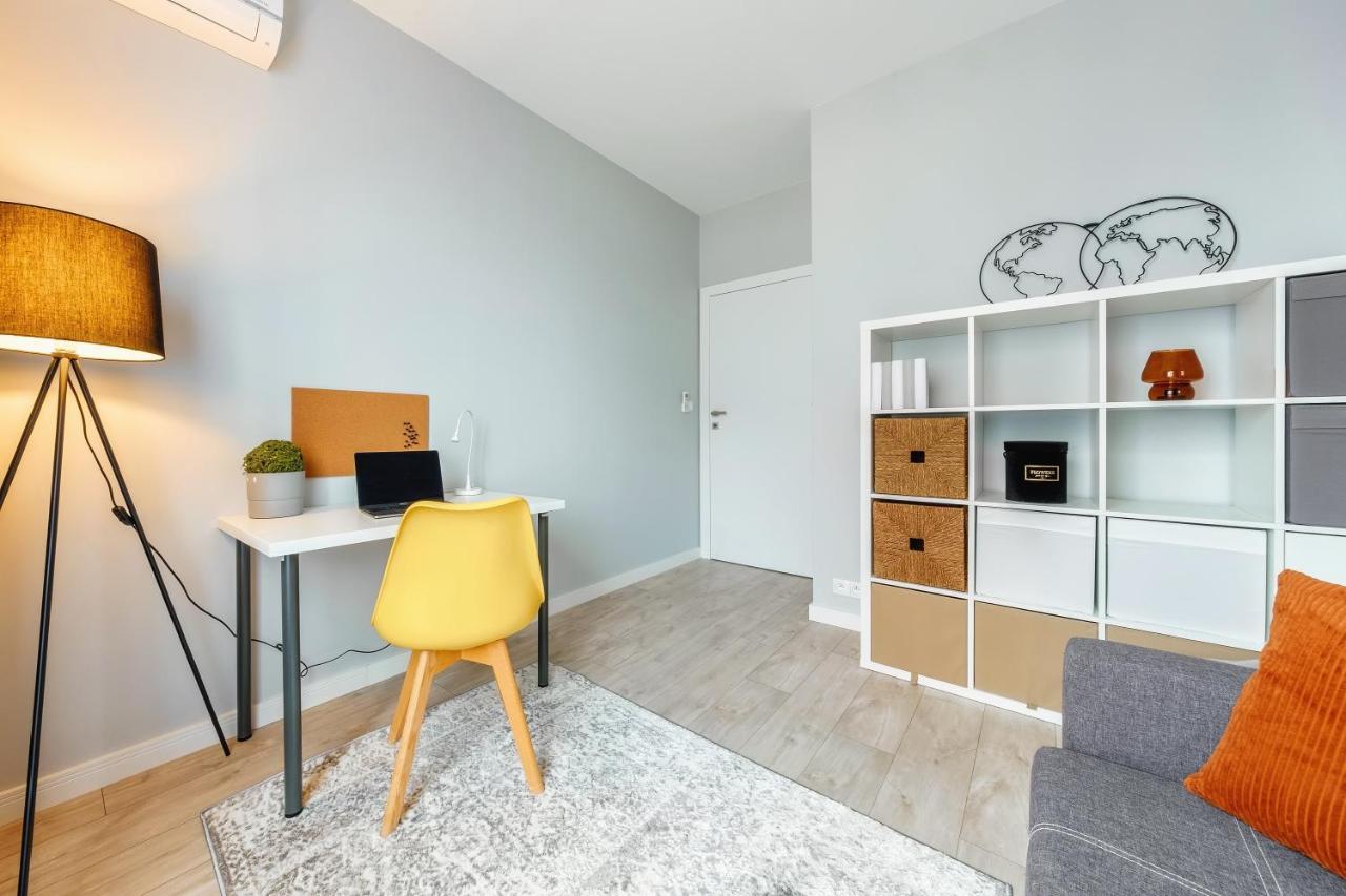 Apartament Jana Kazimierza 47 - 2 Sypialnie, 70M2, Balkon, Parking, Wi-Fi Warsaw Luaran gambar